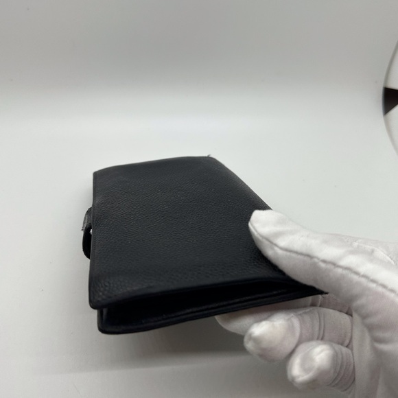 Chanel Large Pebbled leather wallet - Picture 5 of 14